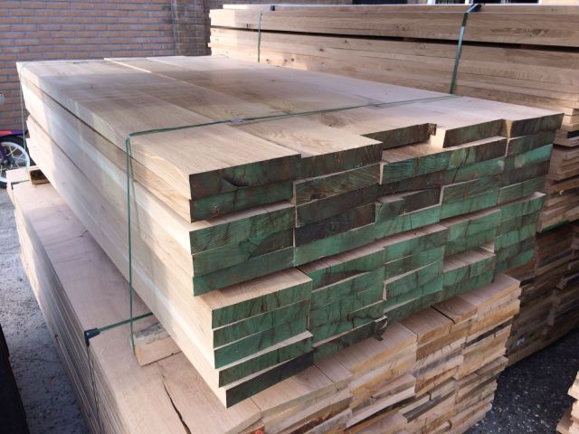 PAKKET à 52 stuks Eiken balken Gesch. 4,2 x 20,5 cm breed | 255 cm lang | Mix