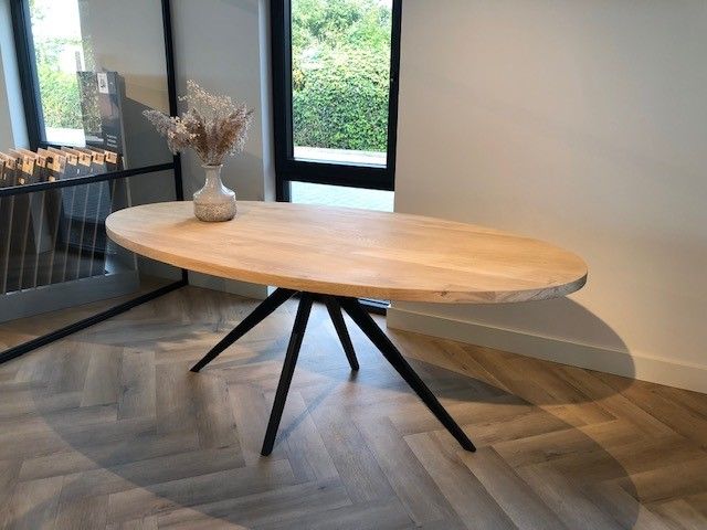 Eiken Tafelblad Ovaal 120 x 300 cm | 4 cm dik
