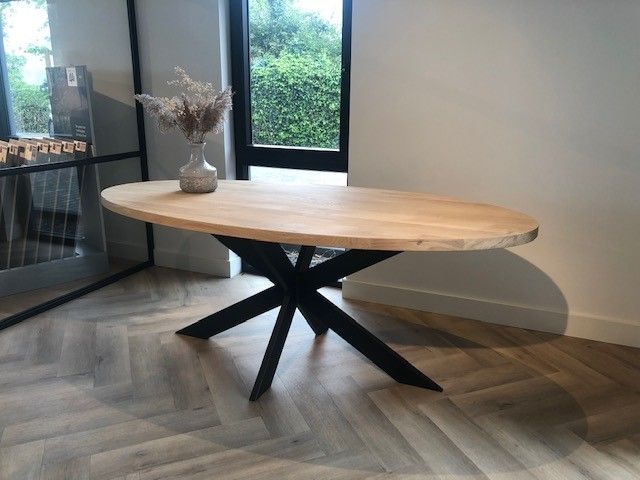 Eiken Tafelblad Ovaal 110 x 240 cm | 4 cm dik