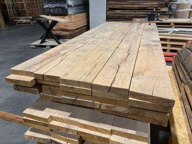Oud eiken balken Geschaafd 40 mm dik | 20 cm breed | 250 cm lang