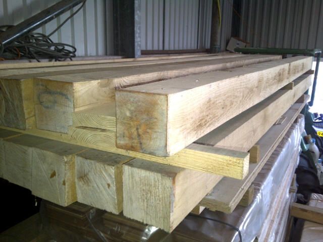 Eiken Palen Fijnbezaagd 15 x 15 cm | 300 cm lang